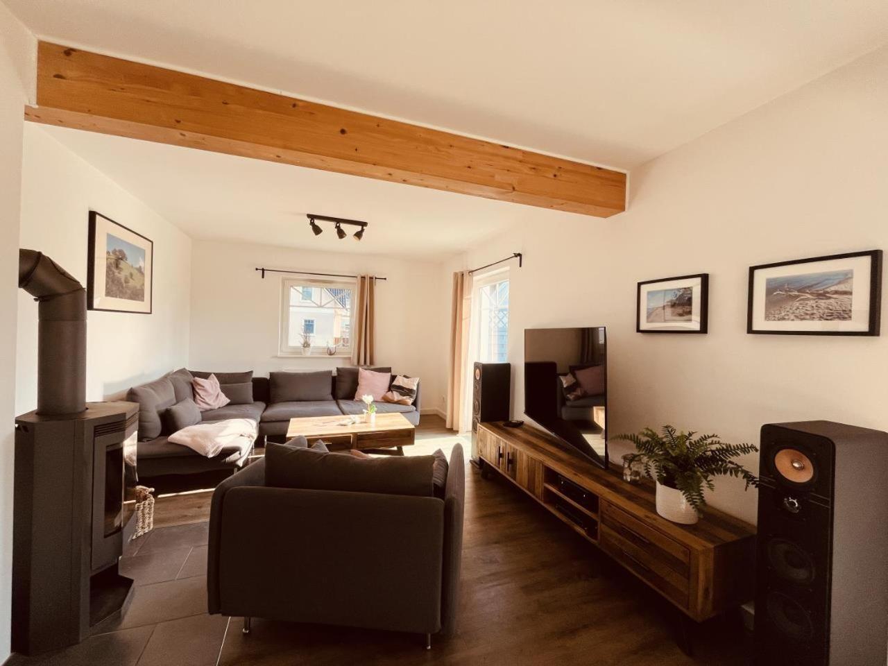 Ferienhaus De Niege Leive Born Bagian luar foto