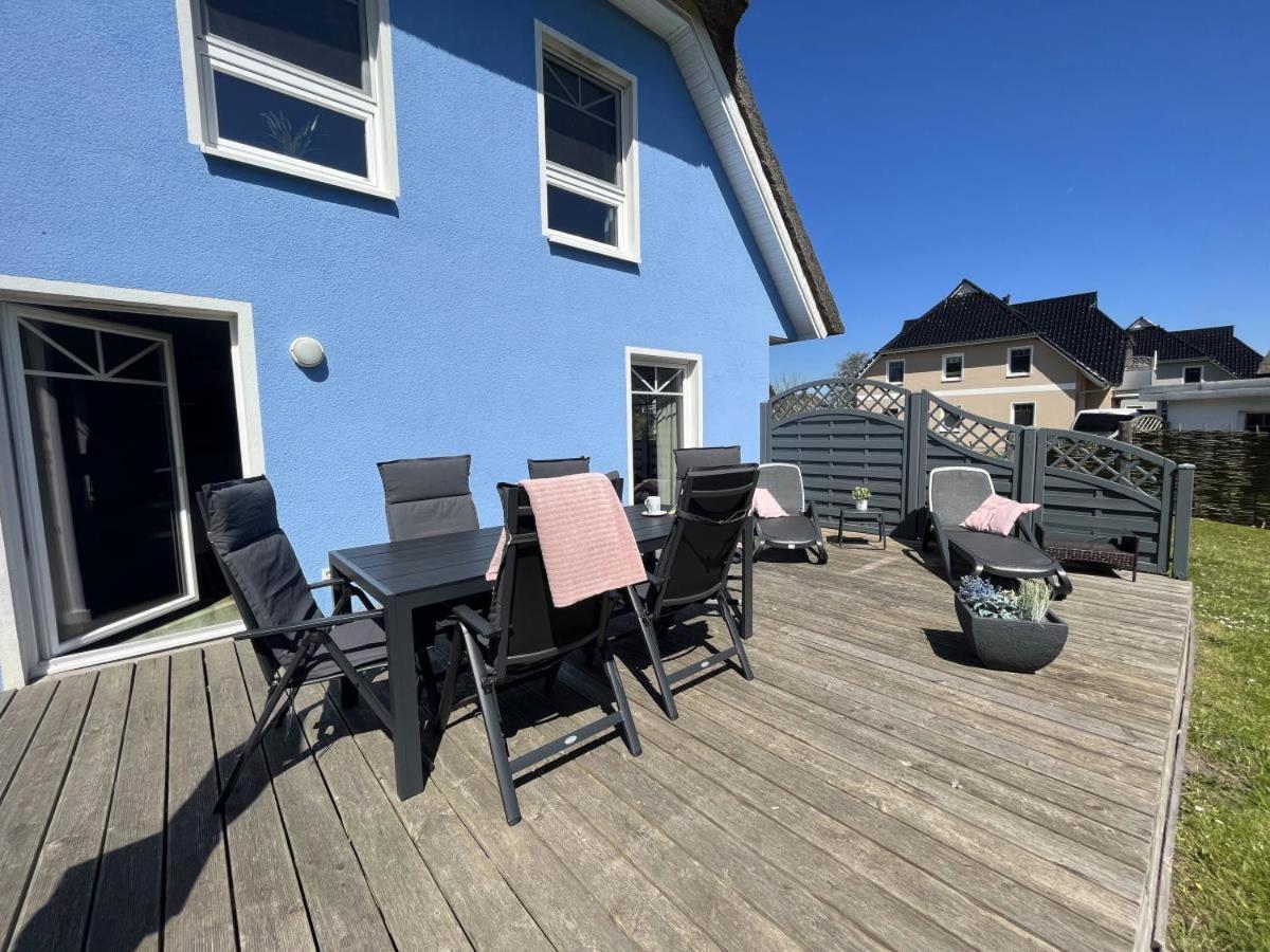 Ferienhaus De Niege Leive Born Bagian luar foto